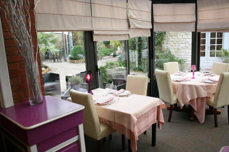 Logis Hotel Restaurant L'Auberge Normande Carentan Esterno foto